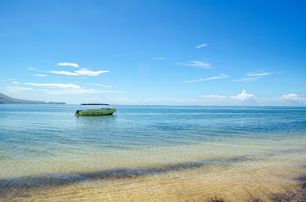 Glass bottom boat